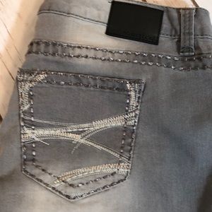 Maurice’s faded grey skinny jeans size XL